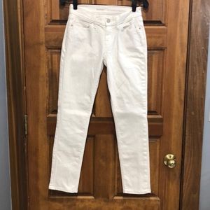 White Boyfriend straight jeans